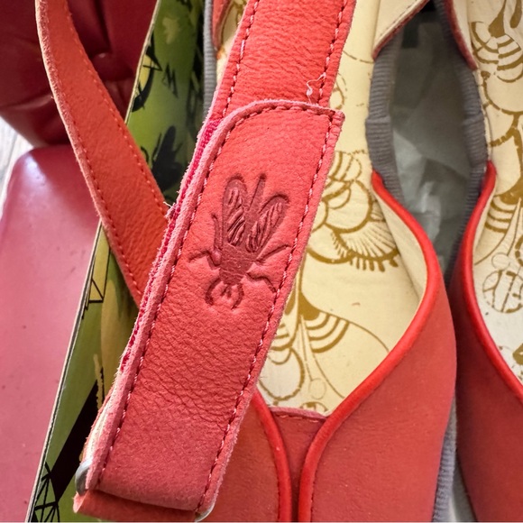 NIB! Fly London Red Cupido Sandals, 37 (6.5) - Picture 5 of 11